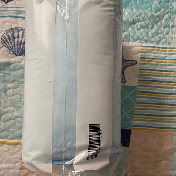 The Covidien Wings Polymer Underpads is also called the Low Air Loss Underpad - Picture 3 of 3